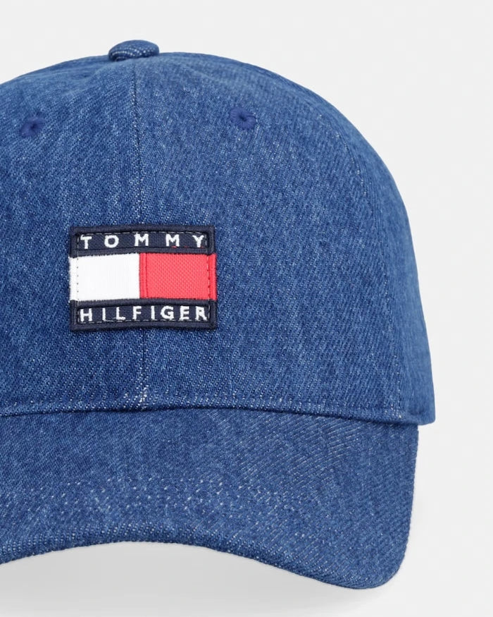 Tommy Hilfiger çocuklar için denim siperlikli şapka