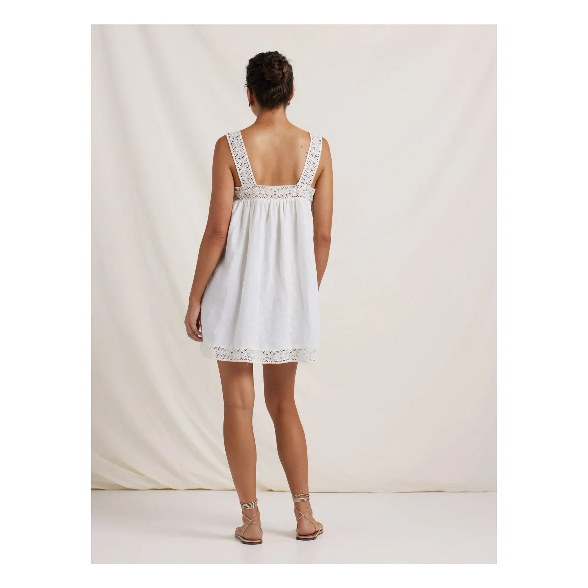 Peony - Embroidery dress | White