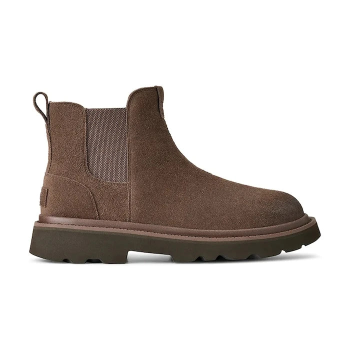 Велурени обувки UGG Chelsea Lug