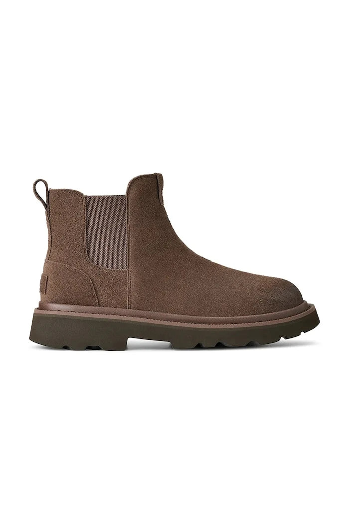 Велурени обувки UGG Chelsea Lug
