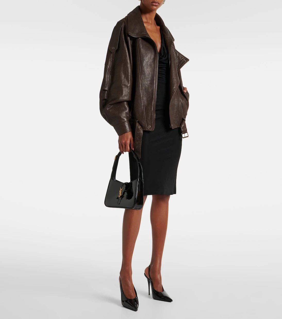 Saint Laurent - Le 5 à 7 patent leather shoulder bag