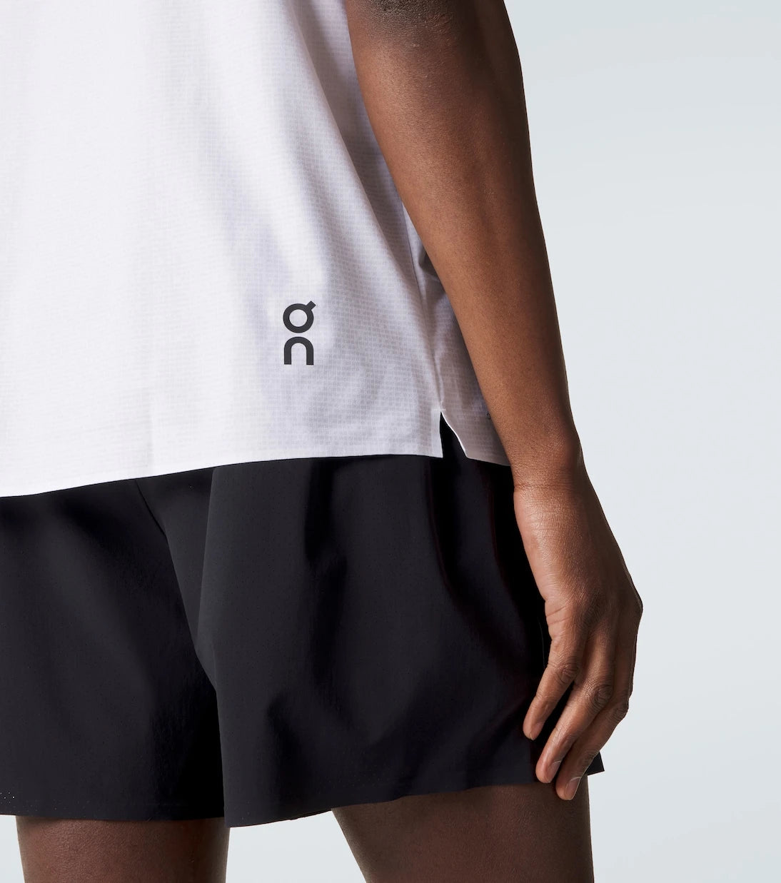 On - Court-T logo T-shirt