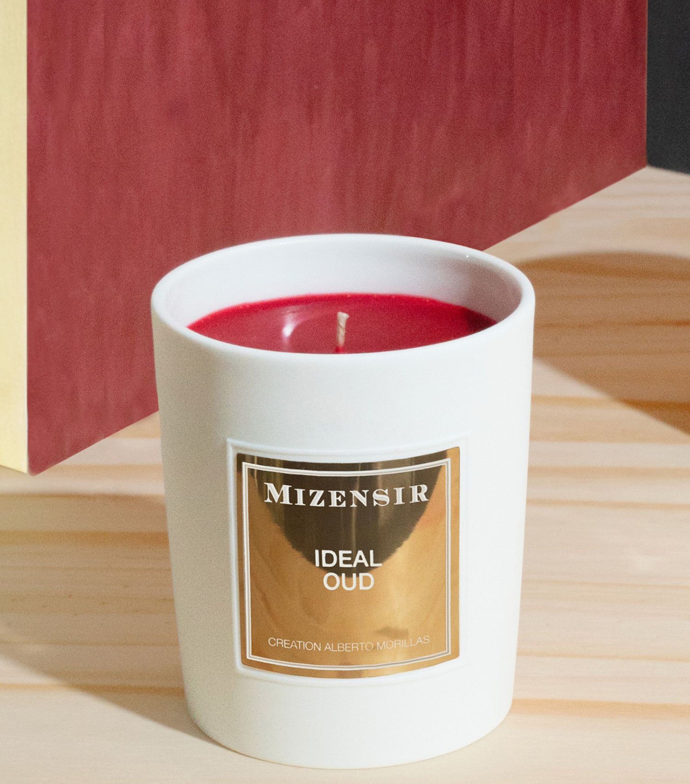 Ideal Oud Candle (300g)