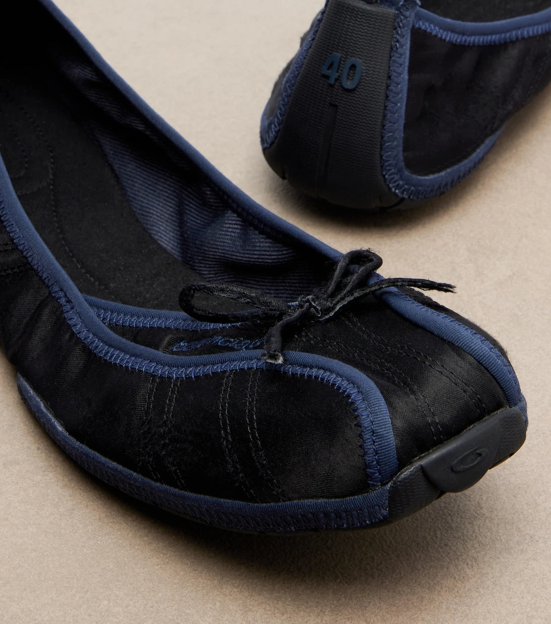 Balenciaga - Ballet canvas ballet flats
