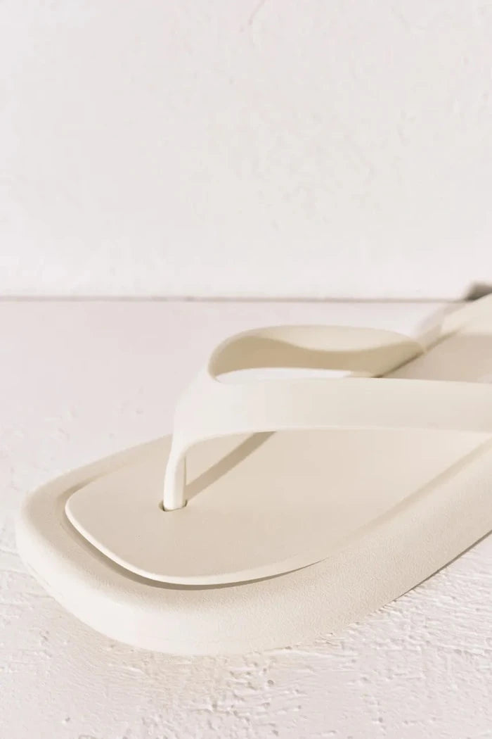 women'secret kadın düz tabanlı terlik SI FLIP FLOP CREAM