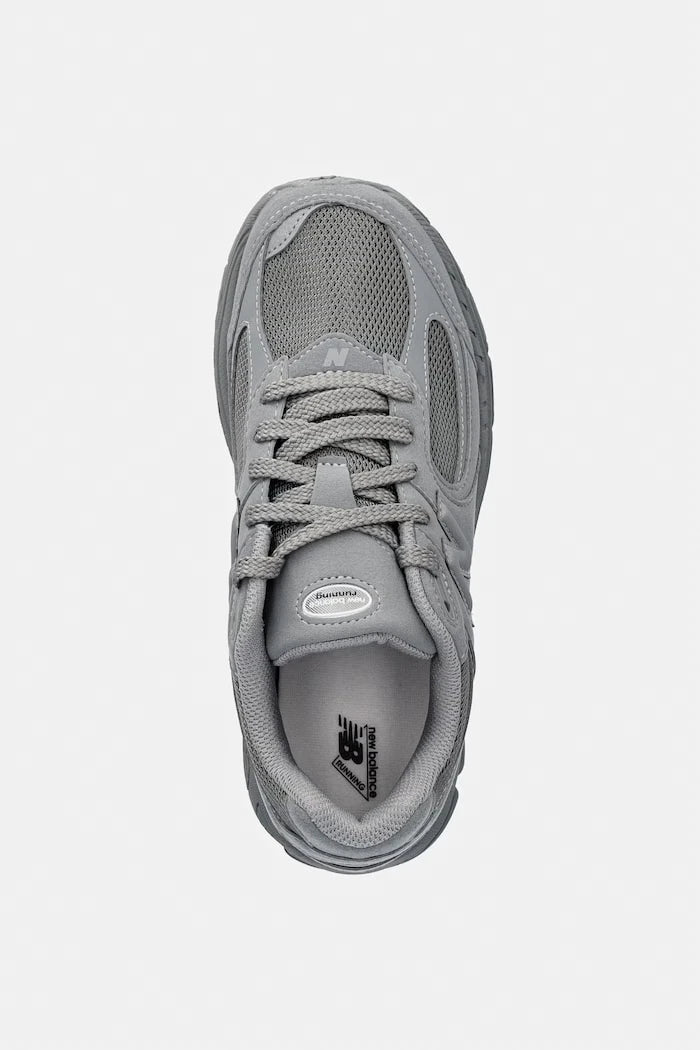 New Balance 2002 маратонки за деца