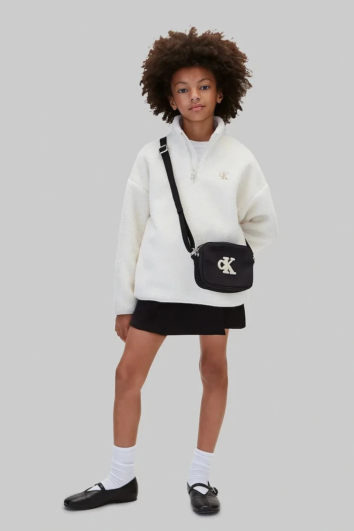 Calvin Klein Jeans çocuklar için crossbody çanta