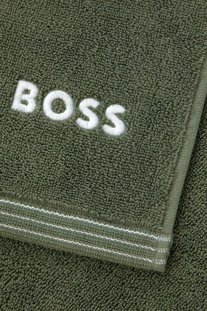 Средна памучна кърпа BOSS EDGE Lichen 70 x 140 cm