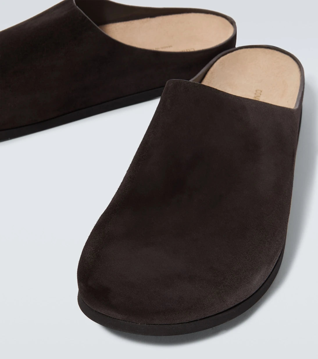 Common Projects - Suede clogs