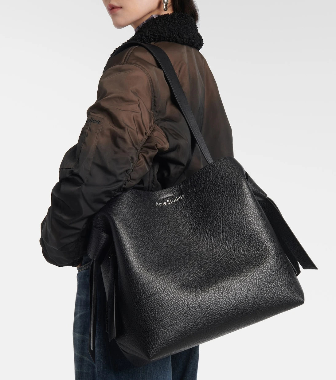 Acne Studios - Musubi Medium leather shoulder bag