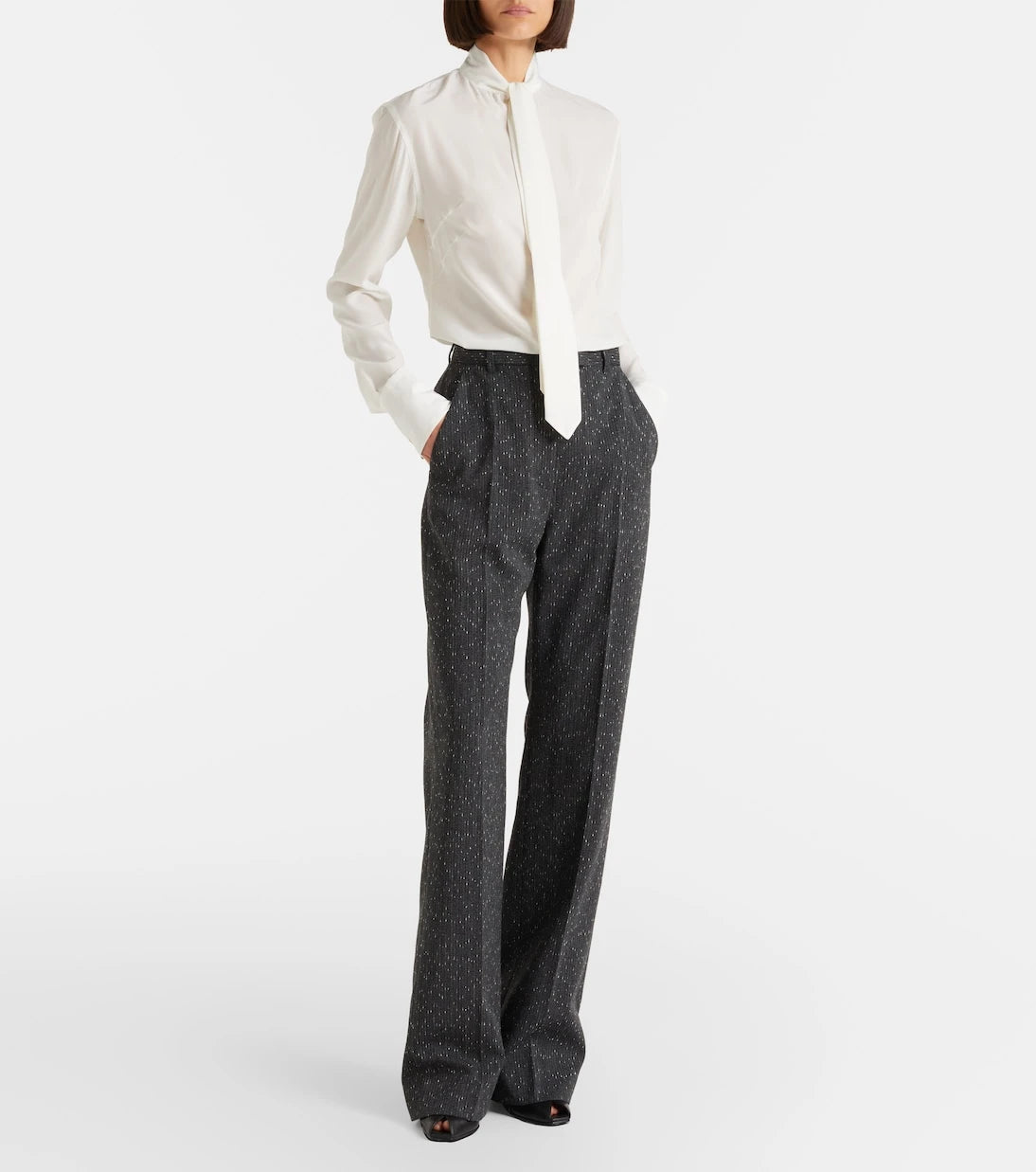 McQueen - Tie-neck crêpe de chine blouse
