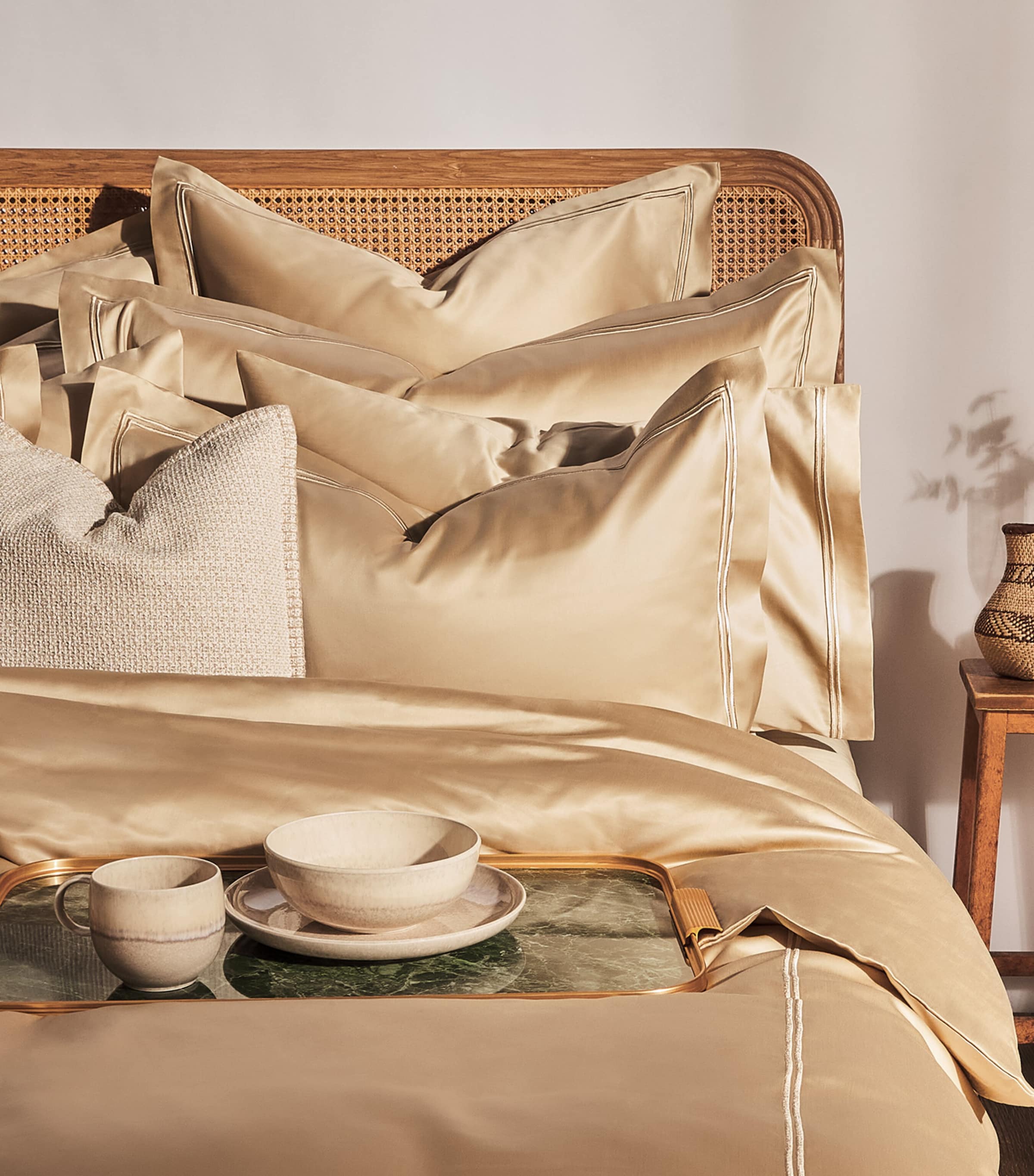 Cotton Pendle King Fitted Sheet (150cm x 200cm)