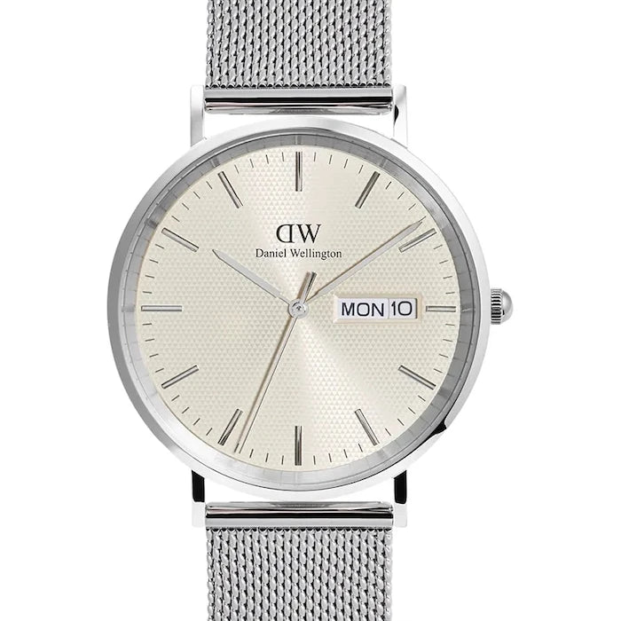 Часовник Daniel Wellington
