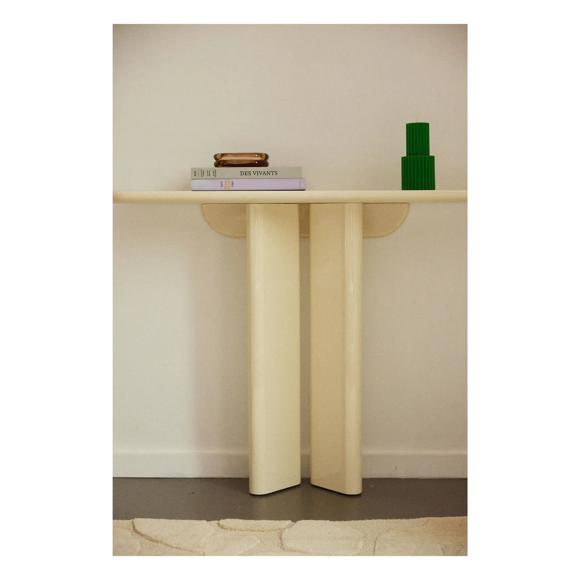 Gabrielle Paris - Lou console in lacquered wood | Cream
