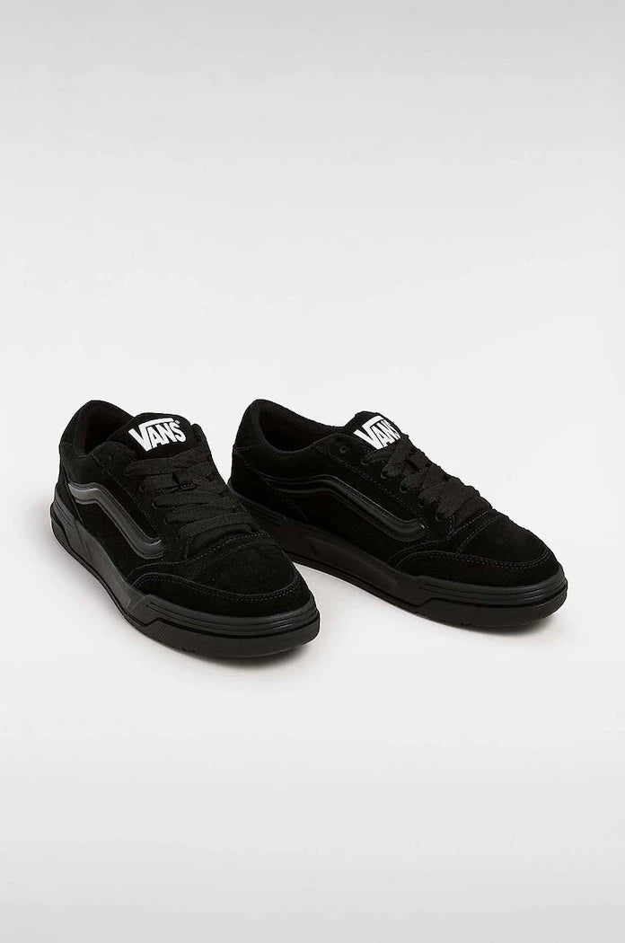 Велурени кецове Vans Hylane