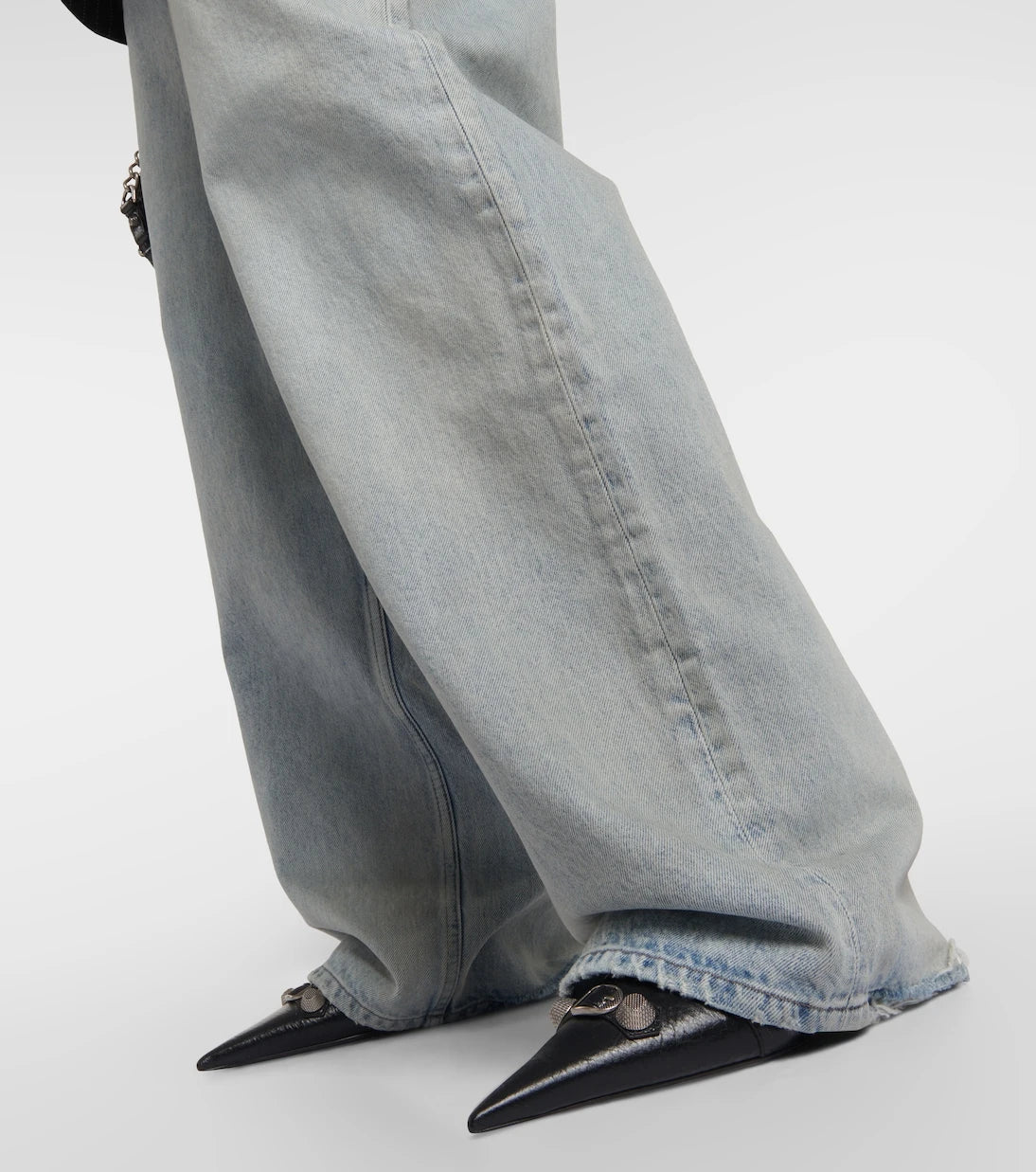 Balenciaga - Mid-rise wide-leg jeans