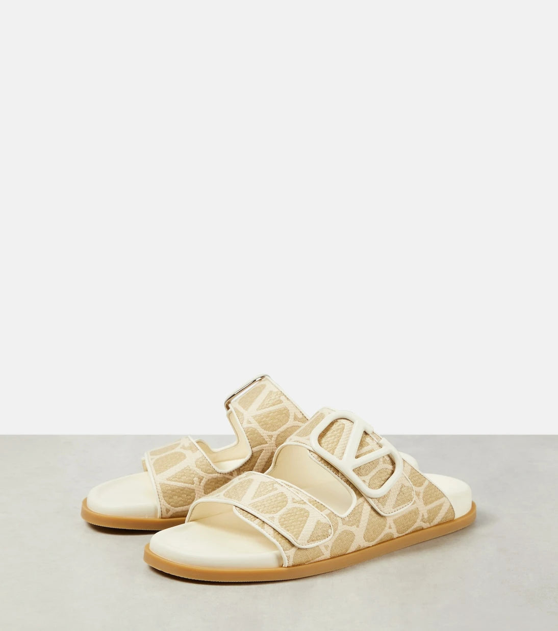 Valentino Garavani - VLogo Signature raffia slides