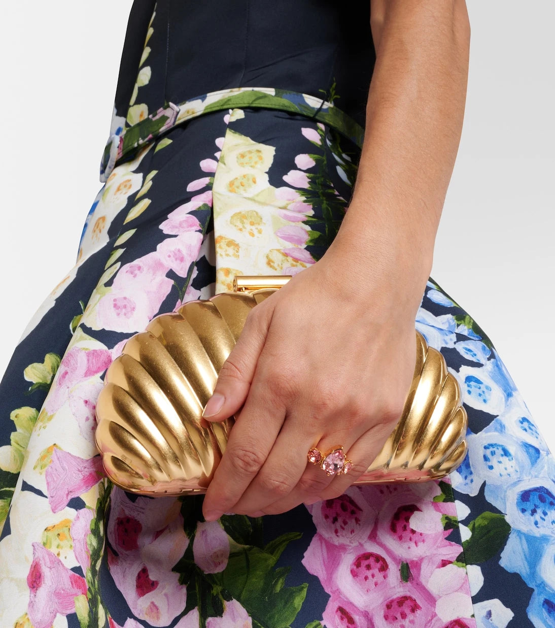 Oscar de la Renta - خاتم مرصّع بالكريستال