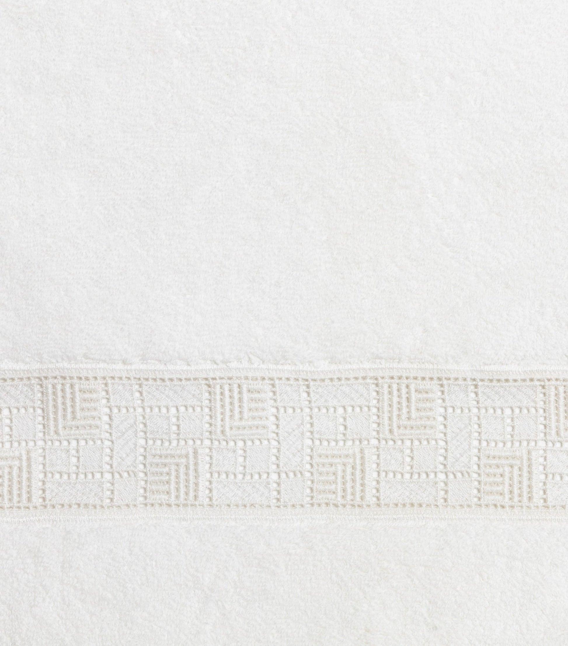 Maze Lace Hand Towel