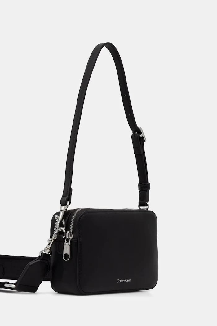 Calvin Klein чанта crossbody дамска от имитация на кожа