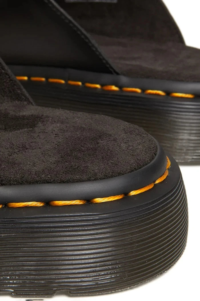 Dr. Martens чехли от кожа Josef