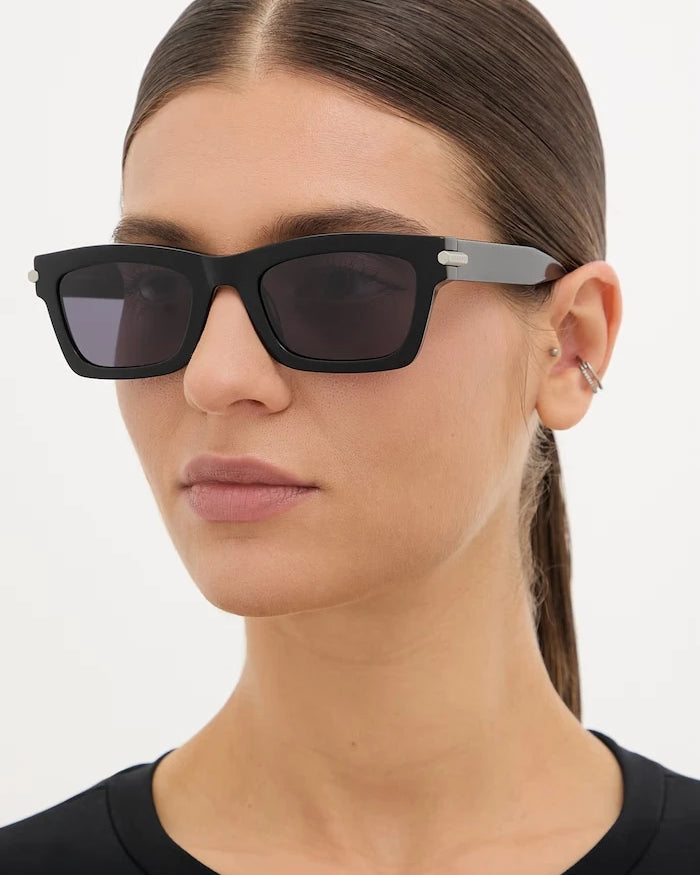 AllSaints kadın wayfarer güneş gözlüğü Mimi