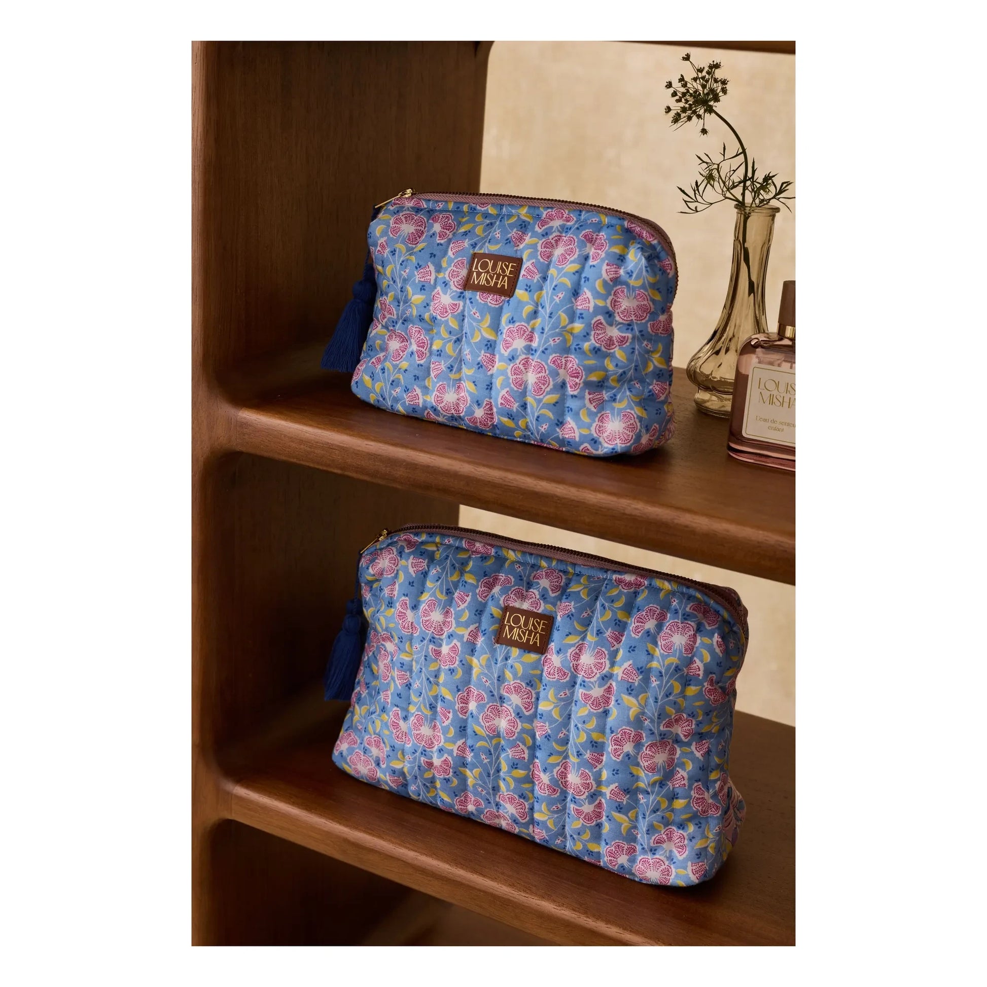 Louise Misha - Teiki toiletry bag | Light blue