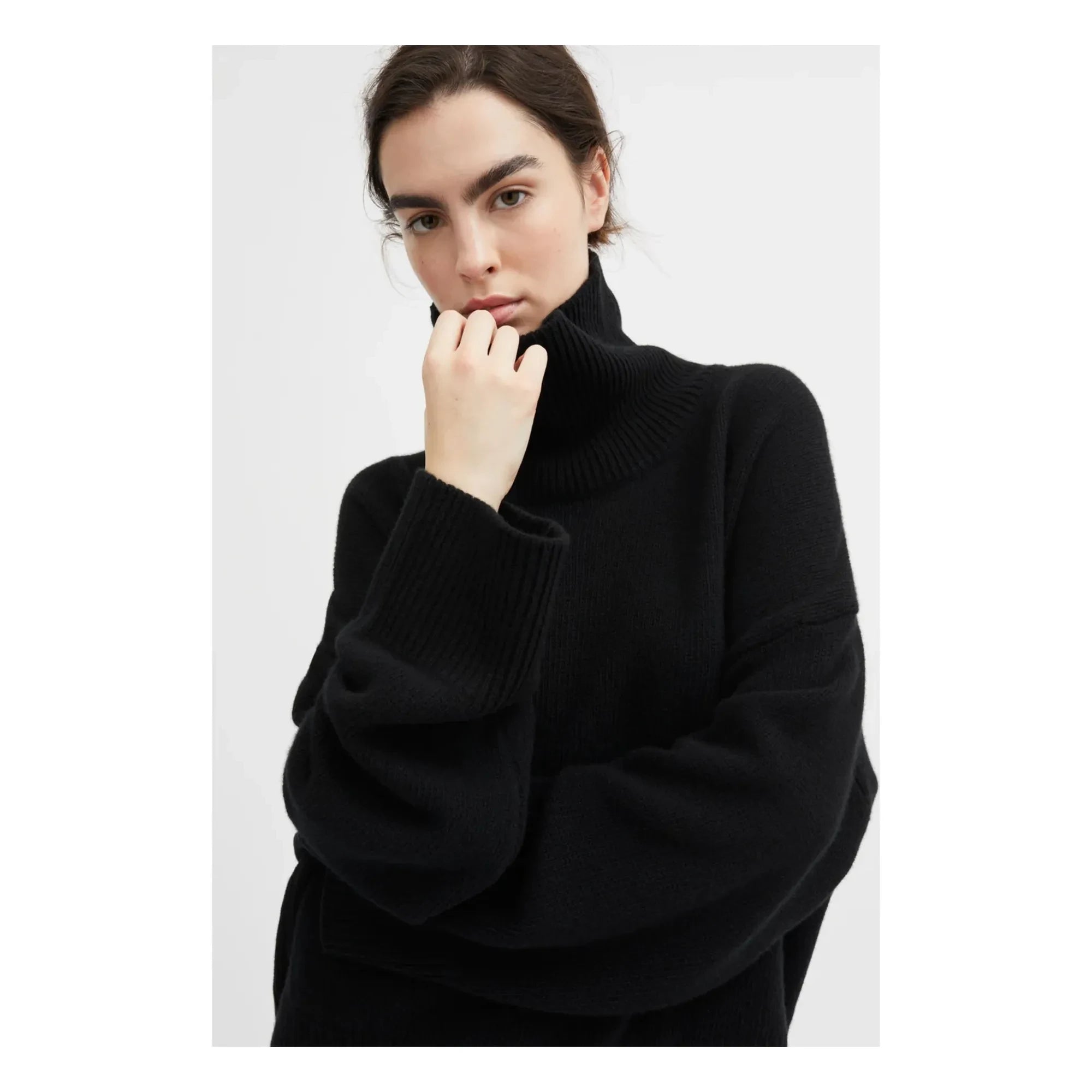Skall Studio - Silene Merino Wool Sweater | Black