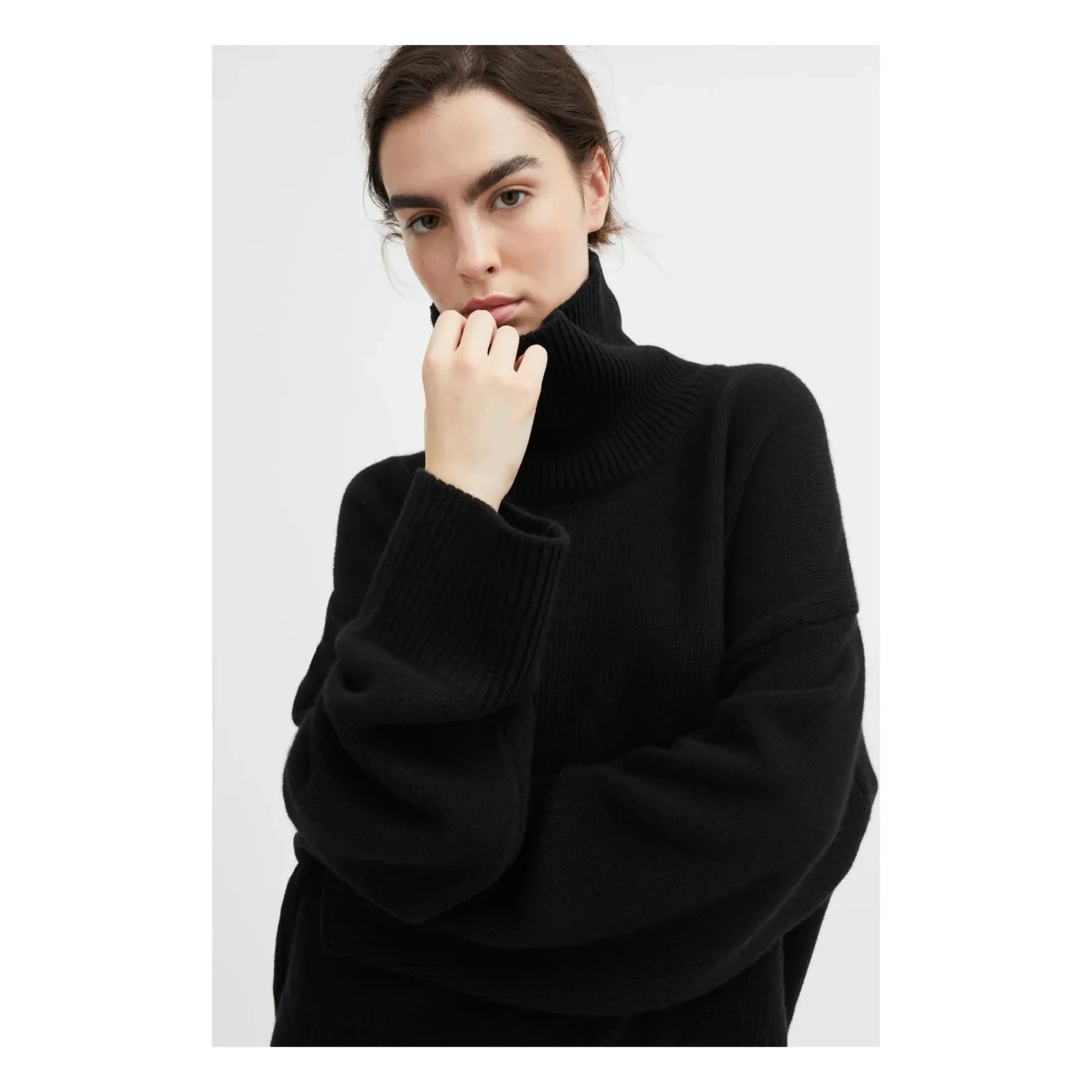 Skall Studio - Silene Merino Wool Sweater | Black