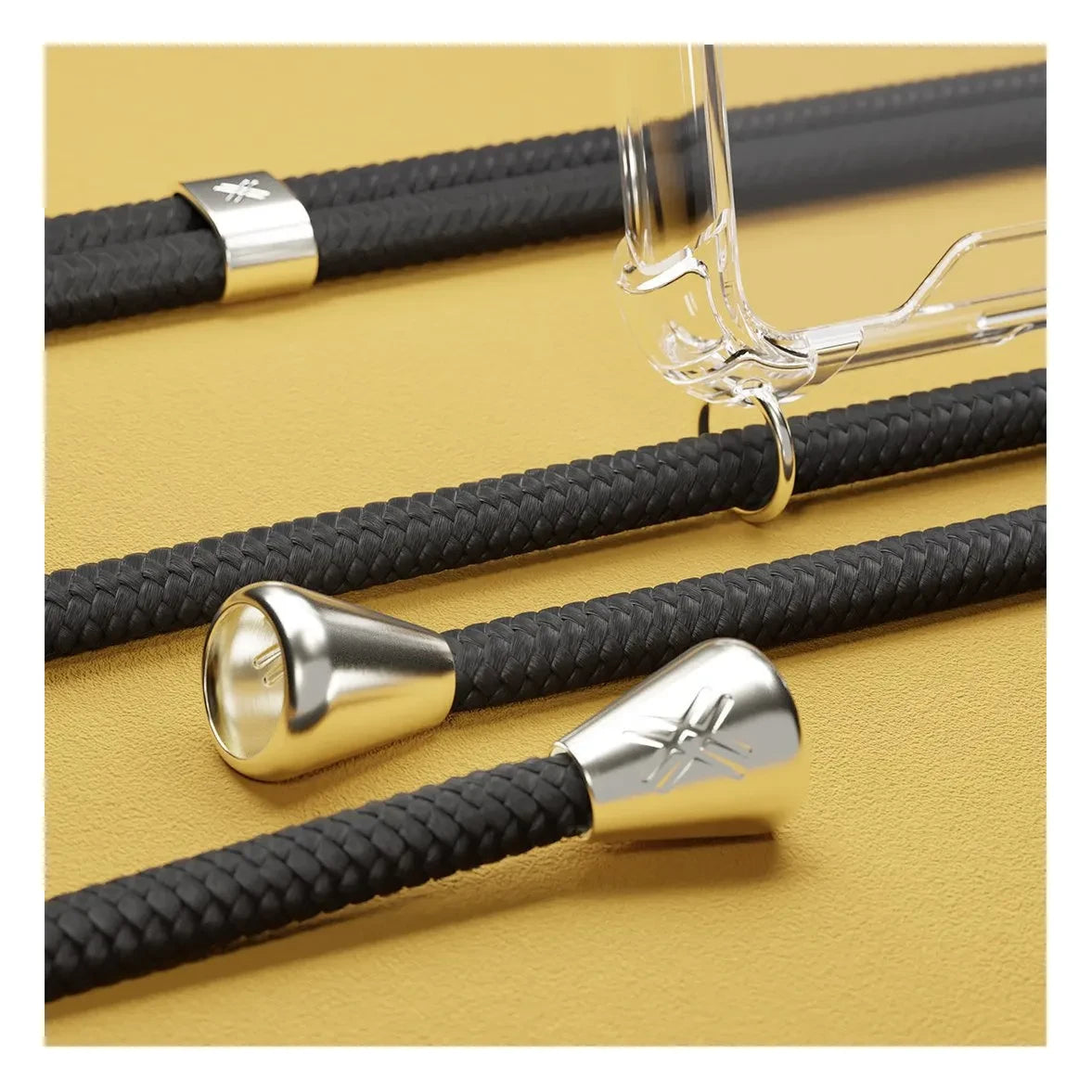 Xouxou - Black Smartphone Necklace | Black