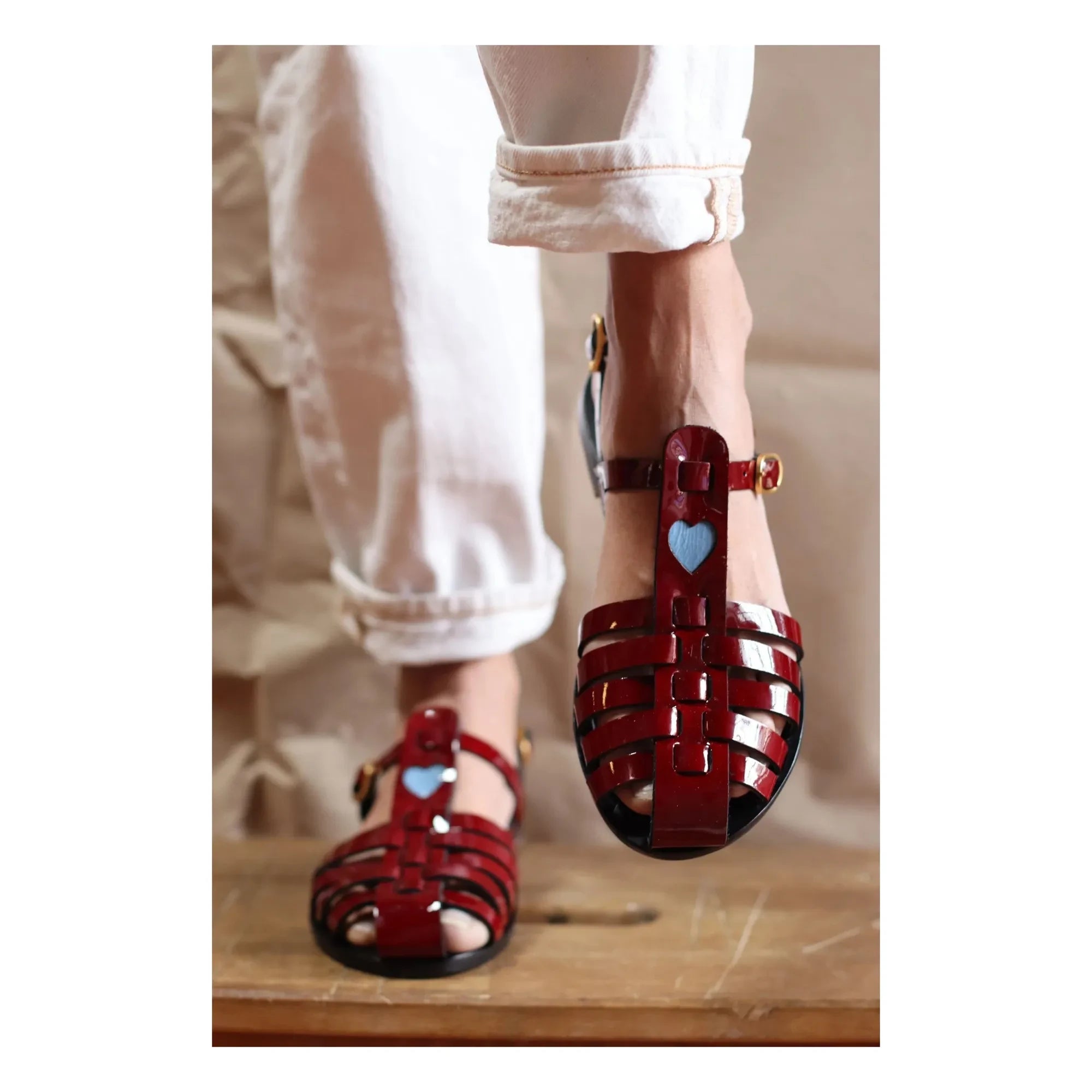 Mama Praïa - Fisherman Glossy Coeur sandals | Burgundy