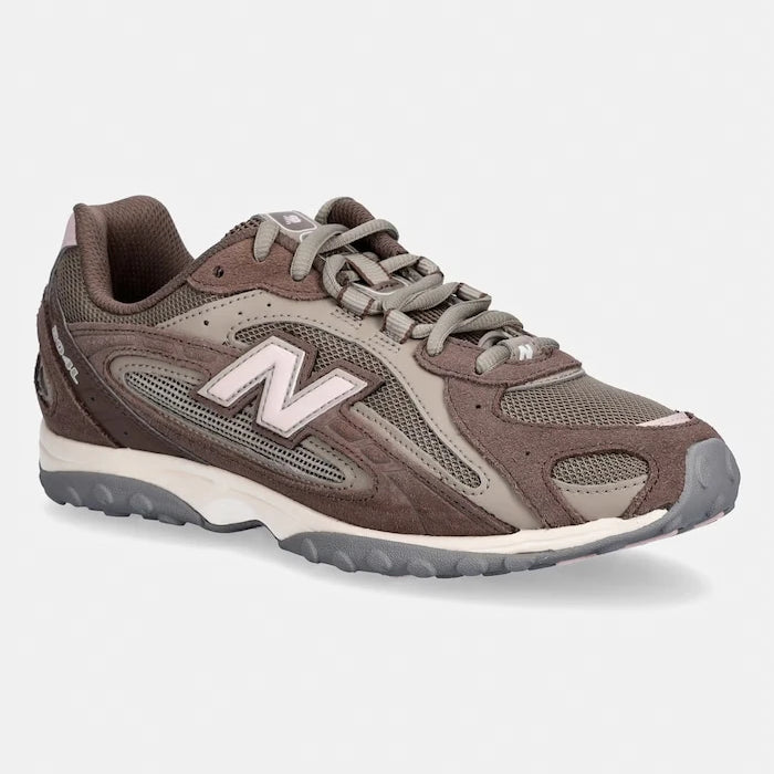 New Balance 204 Маратонки Женски