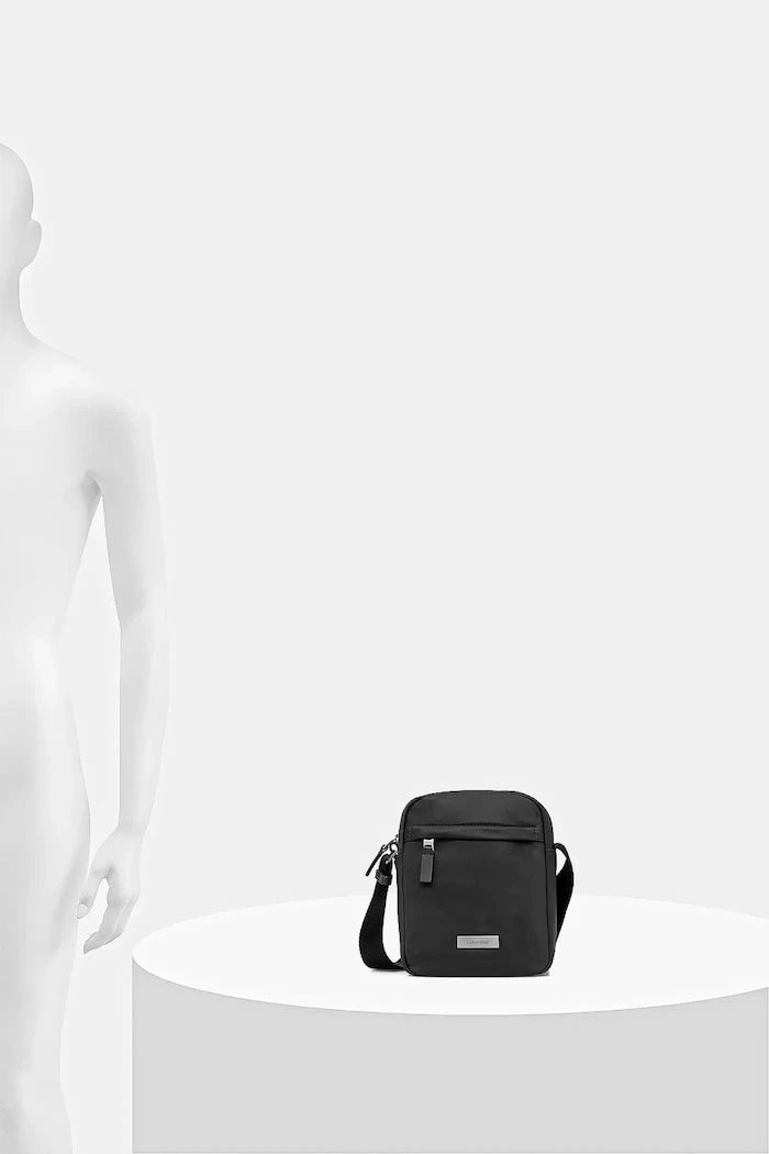 Чанта през рамо Calvin Klein