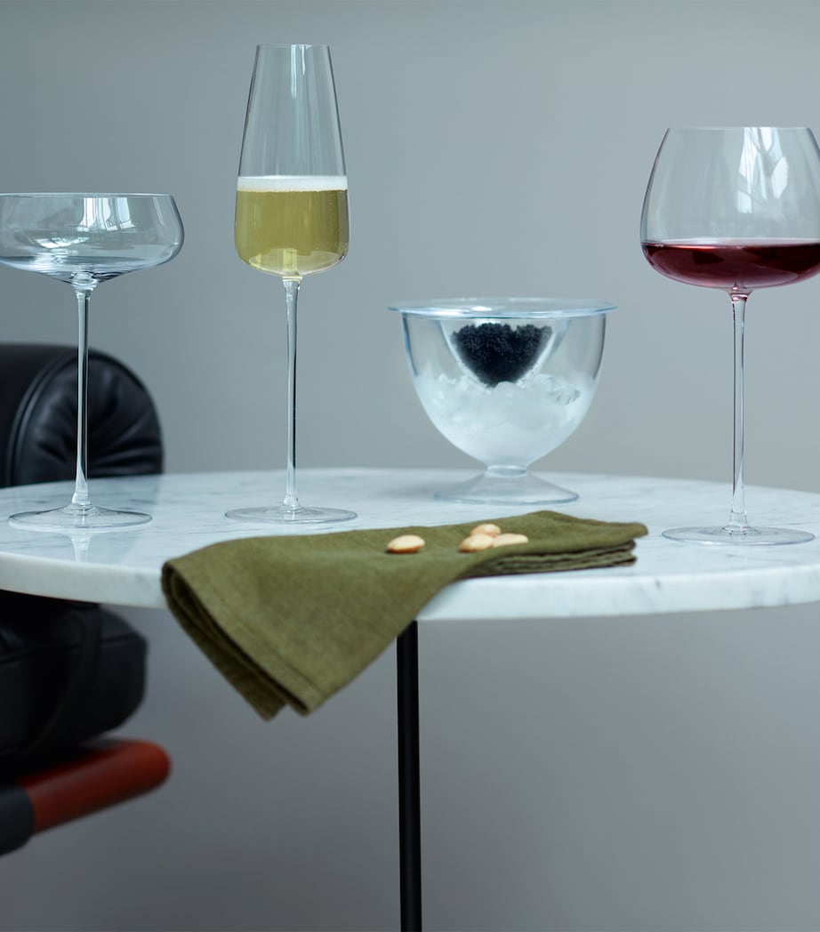 Set of 2 Wine Culture Champagne Flutes (330ml)