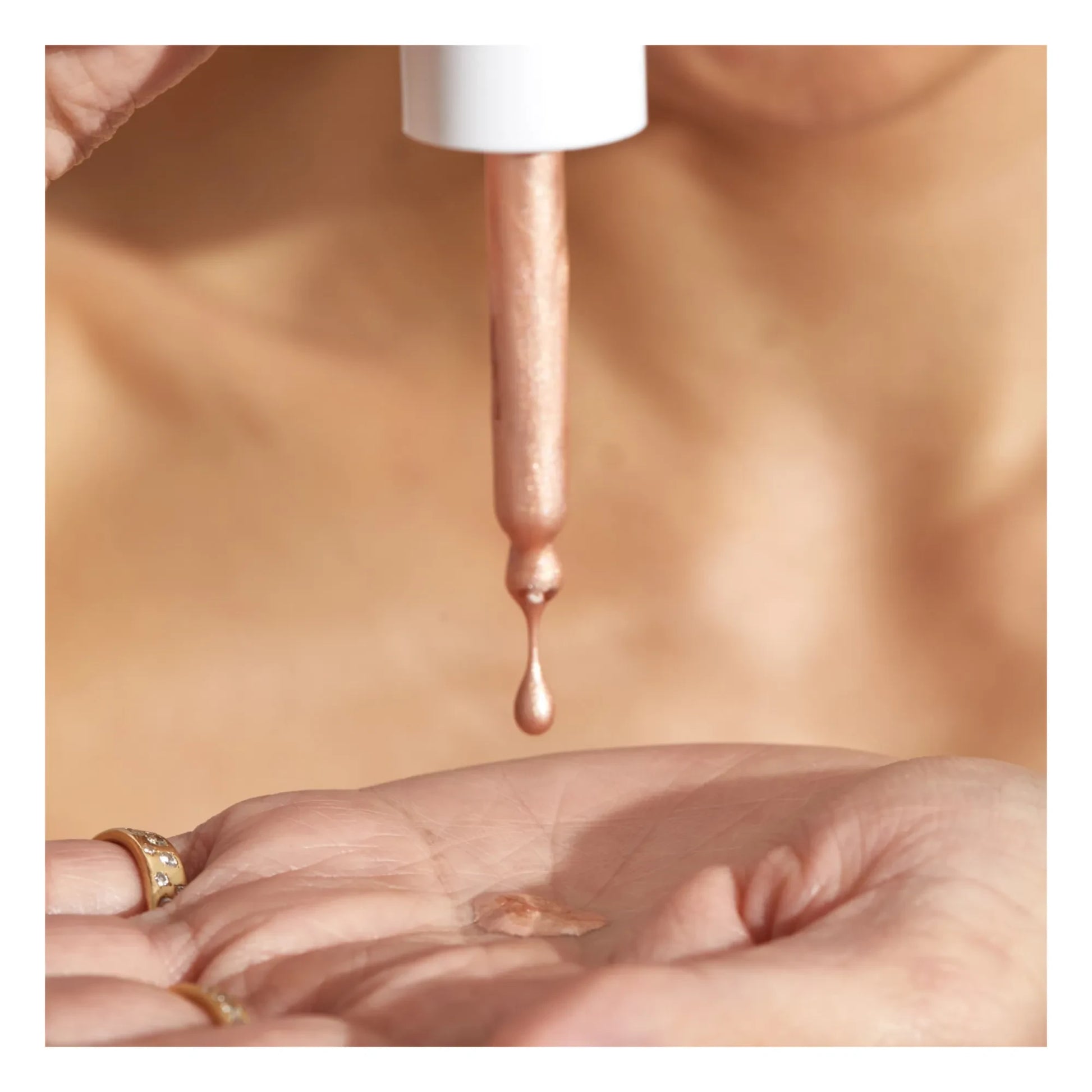 Pai Skincare - The Impossible Glow Highlighting Drops - Rose Gold