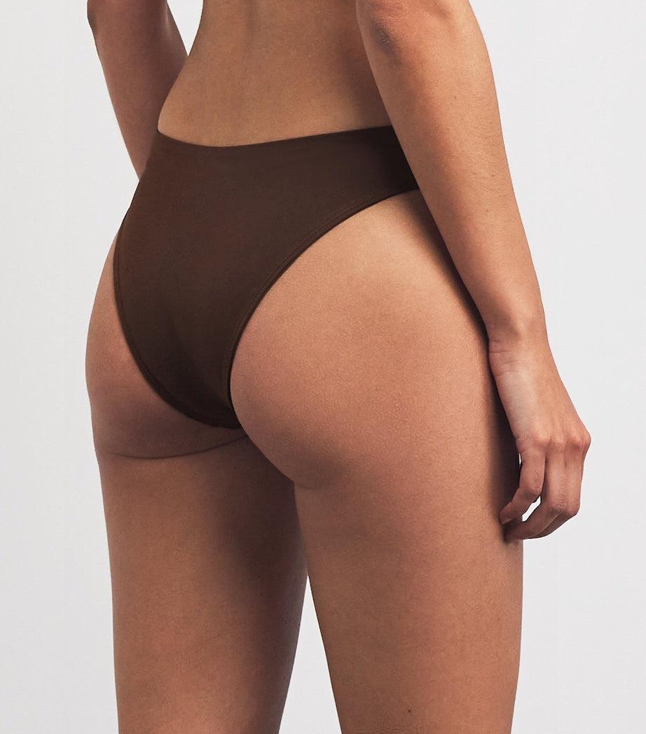 AWAY THAT DAY Brown Samoa Bikini Bottoms