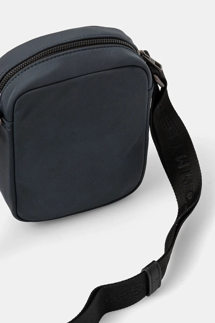Чанта през рамо Tommy Hilfiger