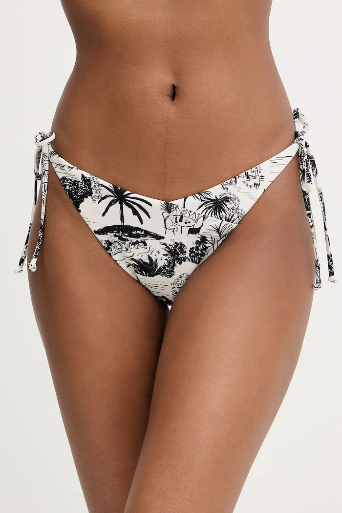 Karl Lagerfeld kadın bikini altı