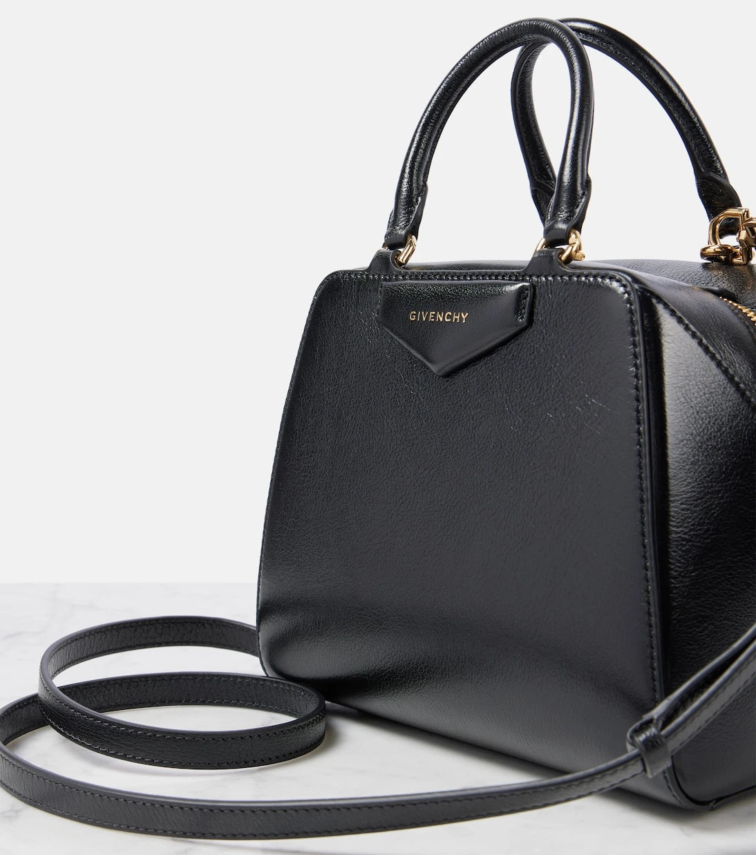 Givenchy - Antigona Cube Mini leather tote bag