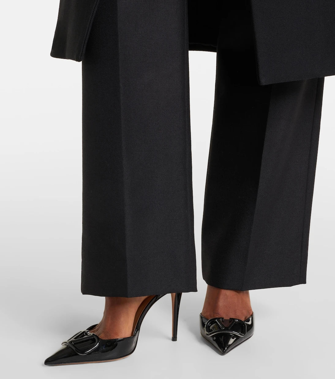 Valentino Garavani - D'Orsay 100 patent leather pumps