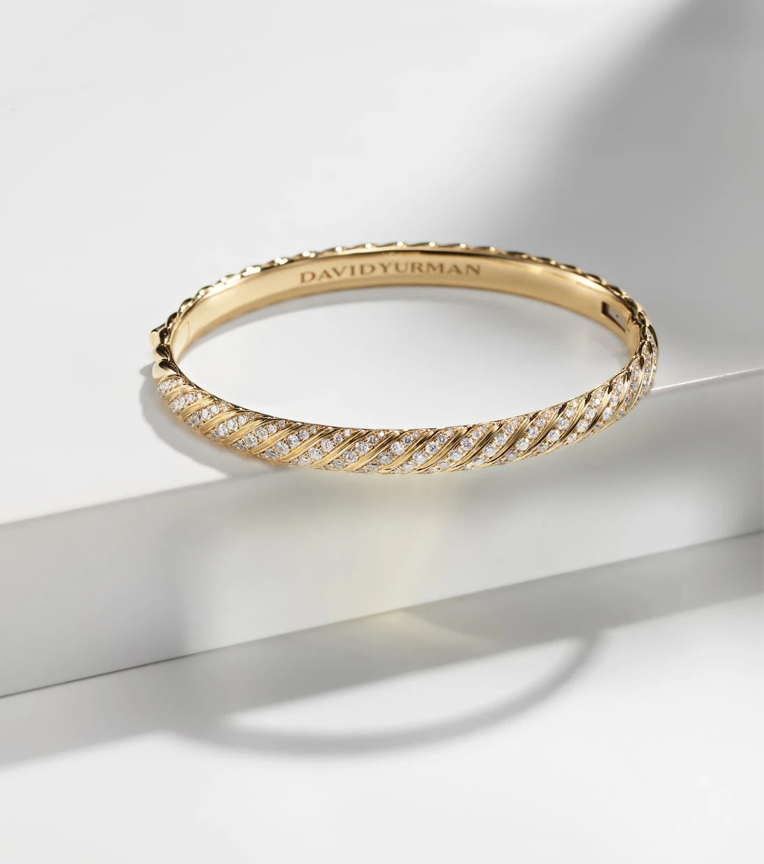 David Yurman - Sculpted Cable 18kt gold bangle with diamonds