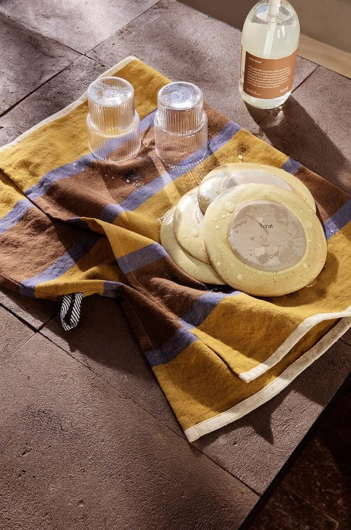 Комплект чаши ferm LIVING Ripple Glasses 200 ml (4 броя)