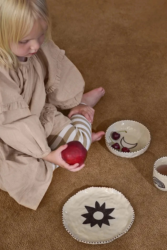 Детски комплект за закуска ferm LIVING Naive Ceramic Set (3 броя)
