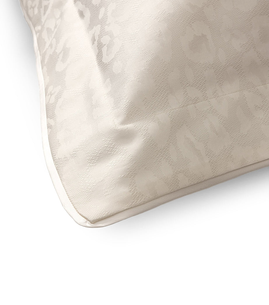 Yves Delorme Leopard King Oxford Pillowcase (54cm x 94cm)