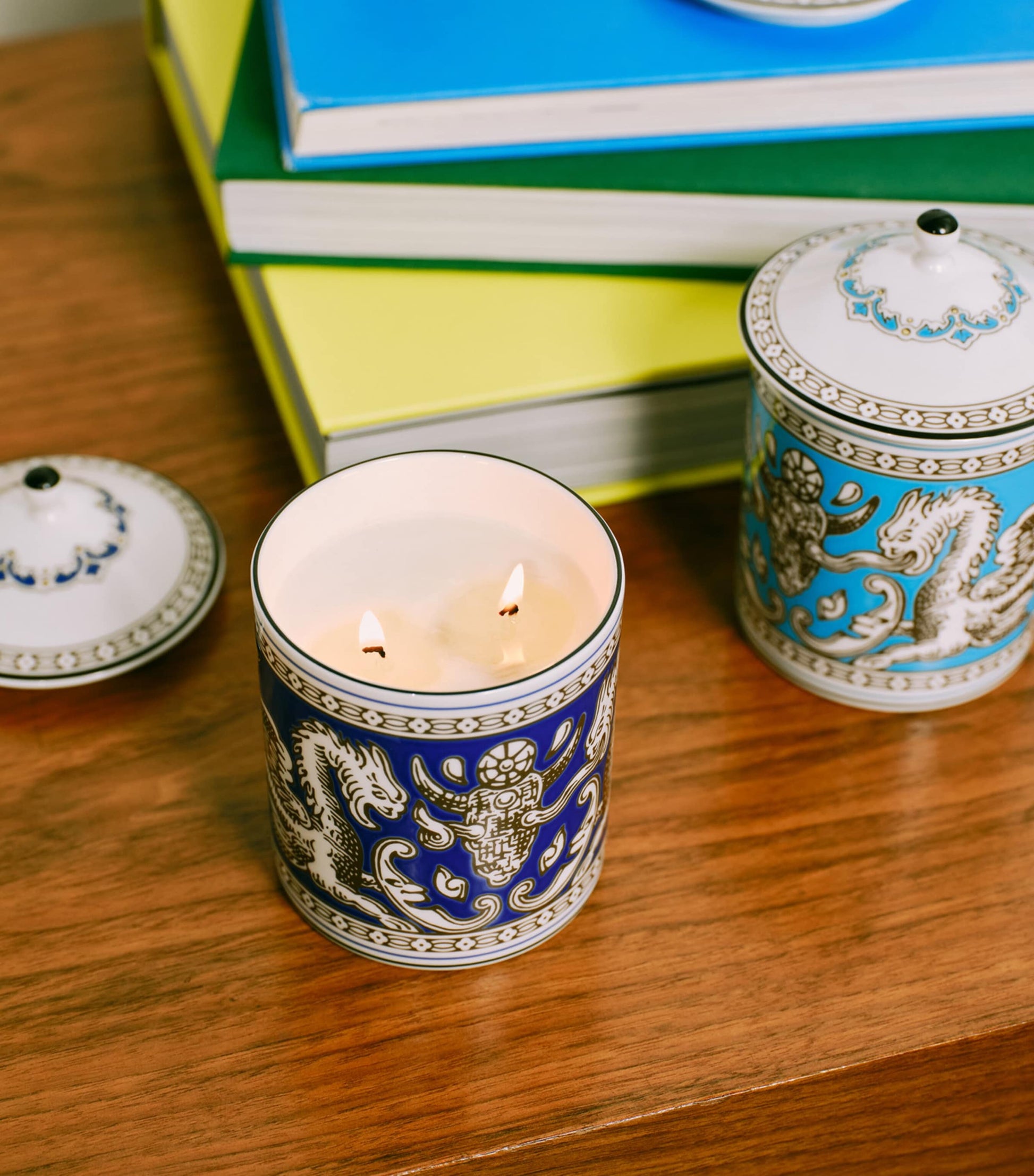 Florentine Turquoise Scented Candle (800g)