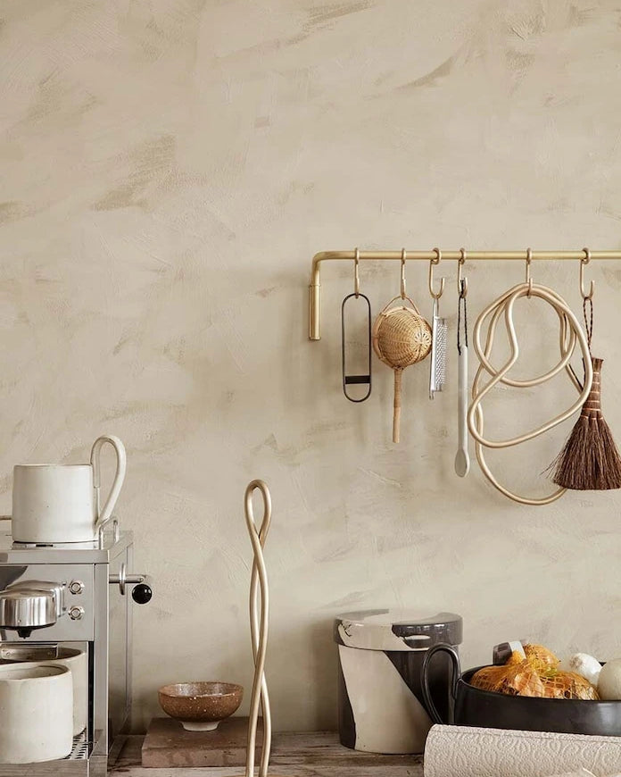 ferm LIVING Curvature Mutfak Kağıdı Tutacağı
