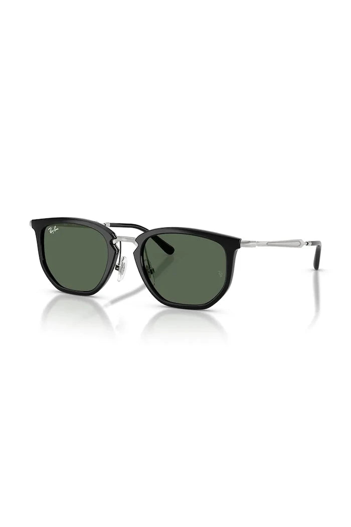 Ray-Ban çocuk güneş gözlükleri