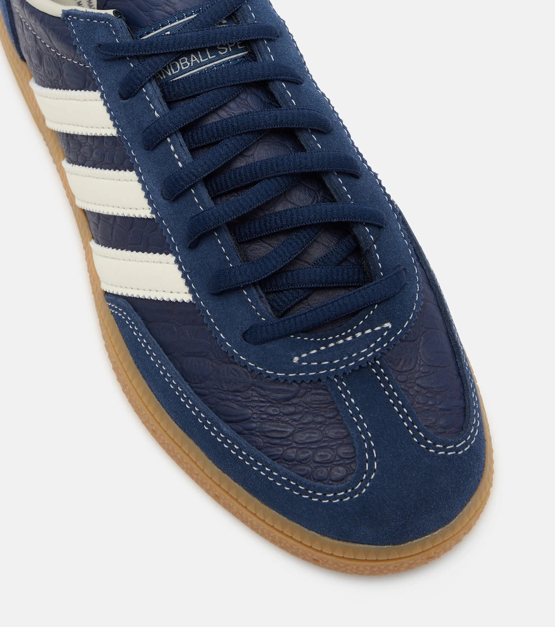 Adidas - أحذية سنيكرز Handball Spezial من الجلد بنمط جلد التمساح