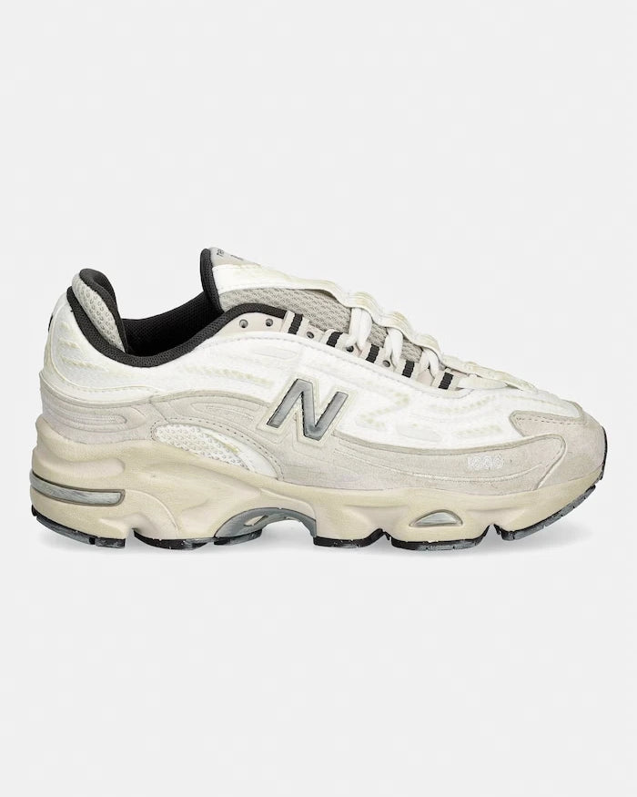 New Balance 1000 spor ayakkabı