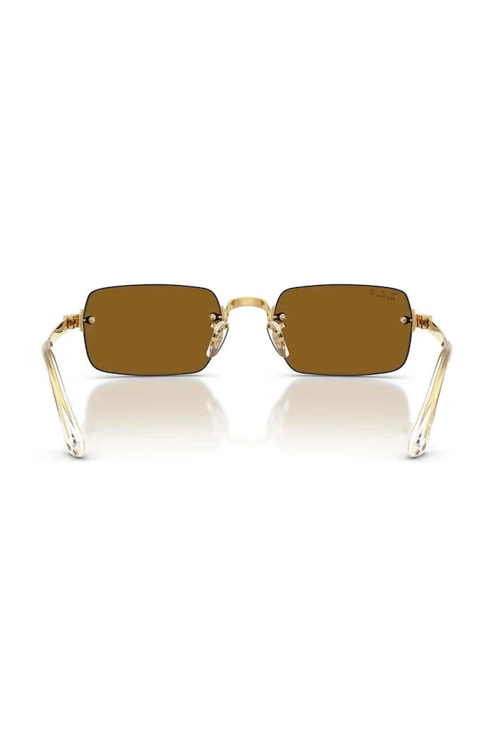 Ray-Ban güneş gözlüğü